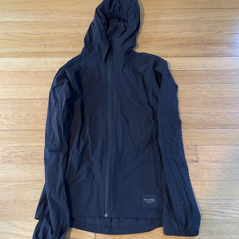 Women’s Beyond Clothing Ventum Ultralight Soft Shell Jacket